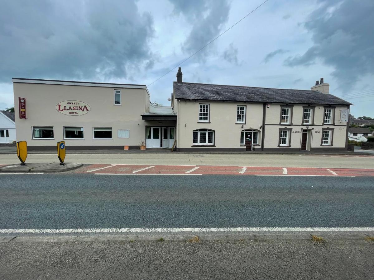 فندق Llanina Arms Llanarth  المظهر الخارجي الصورة
