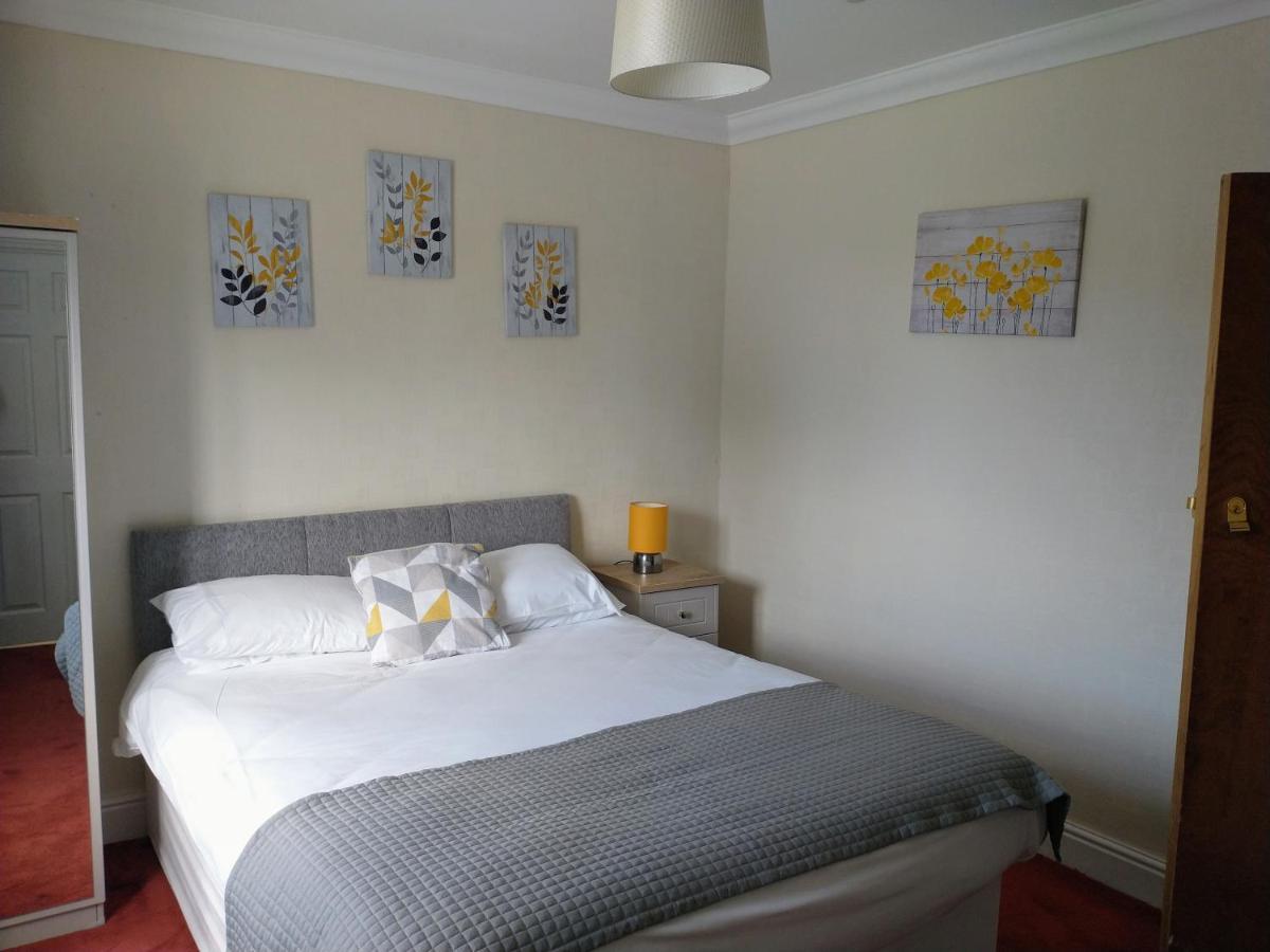 فندق Llanina Arms Llanarth  المظهر الخارجي الصورة