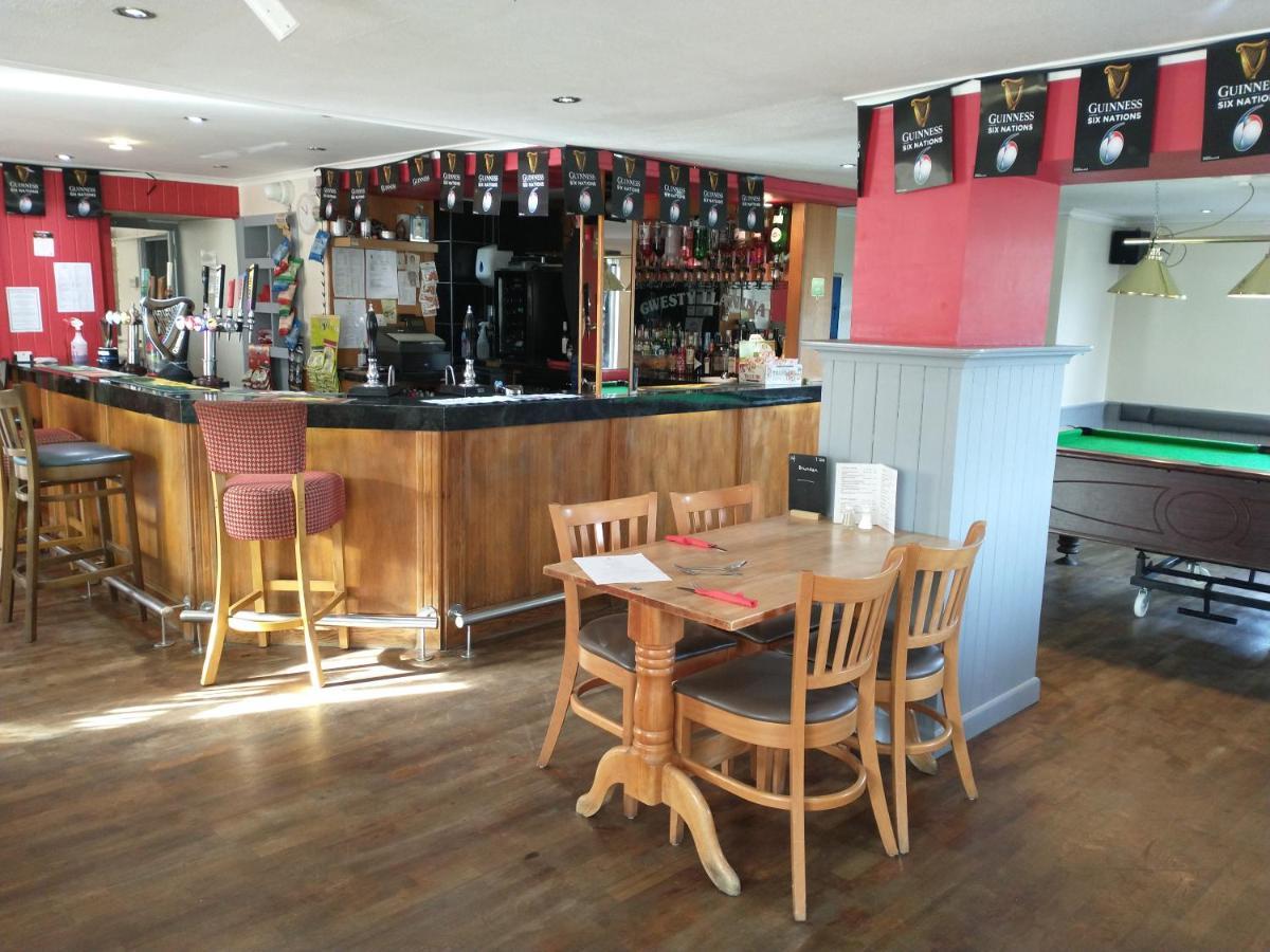 فندق Llanina Arms Llanarth  المظهر الخارجي الصورة