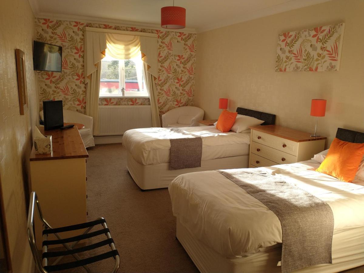 فندق Llanina Arms Llanarth  المظهر الخارجي الصورة
